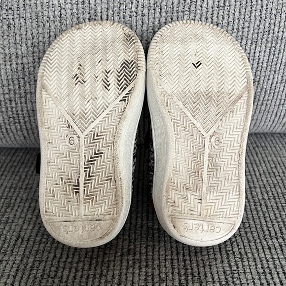 Toddler Carter’s Sneakers - Picture 3 of 4